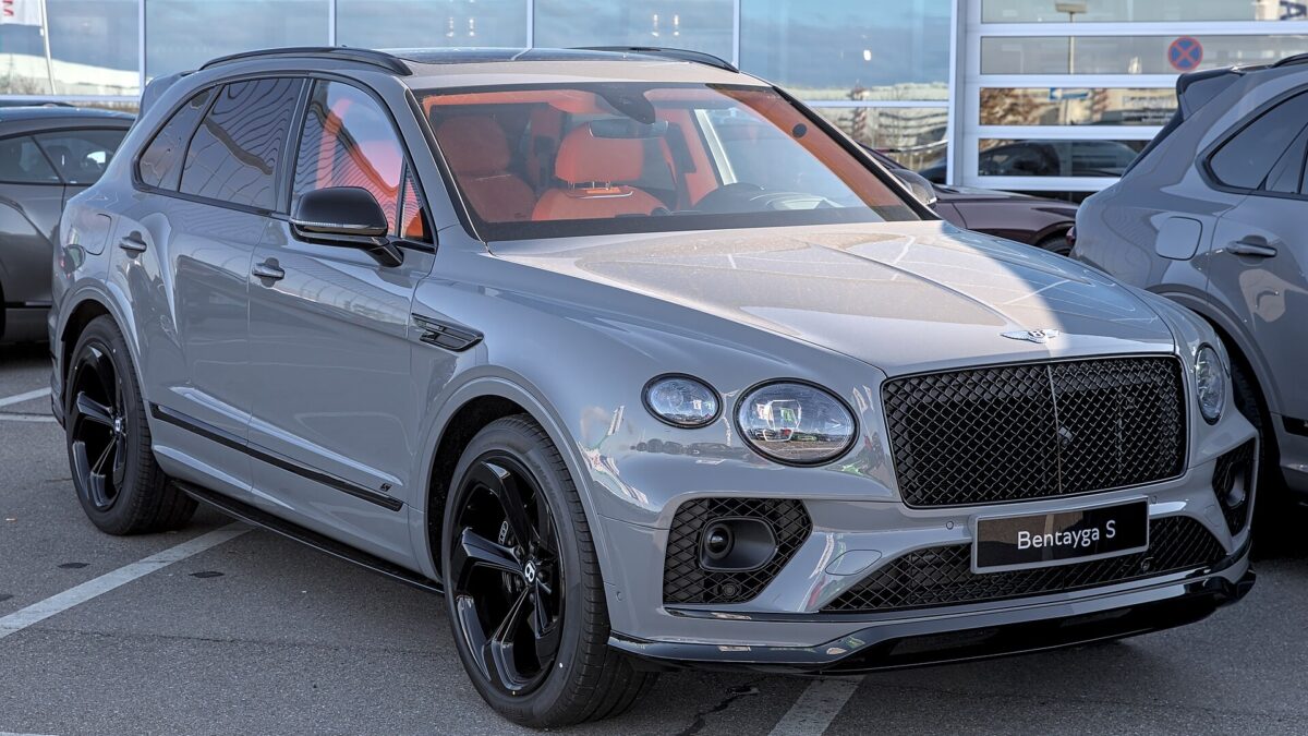 Bentley Torcal: первый электрический Bentley выходит, пока конкуренты сдают назад