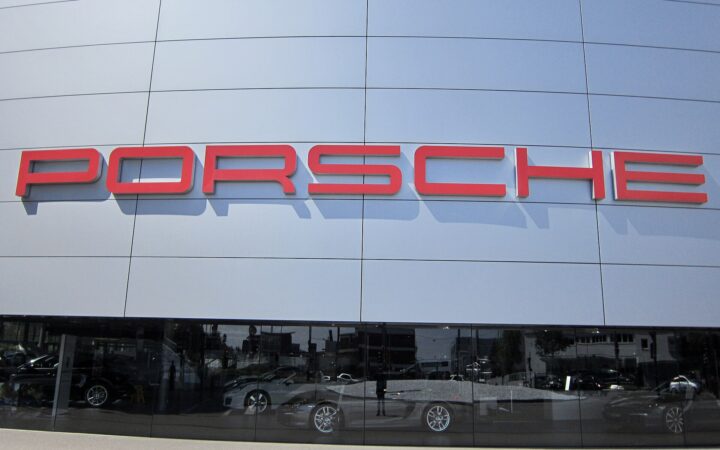 Porsche: «Никаких новых 4000 сокращений». Что происходит в Штутгарте
