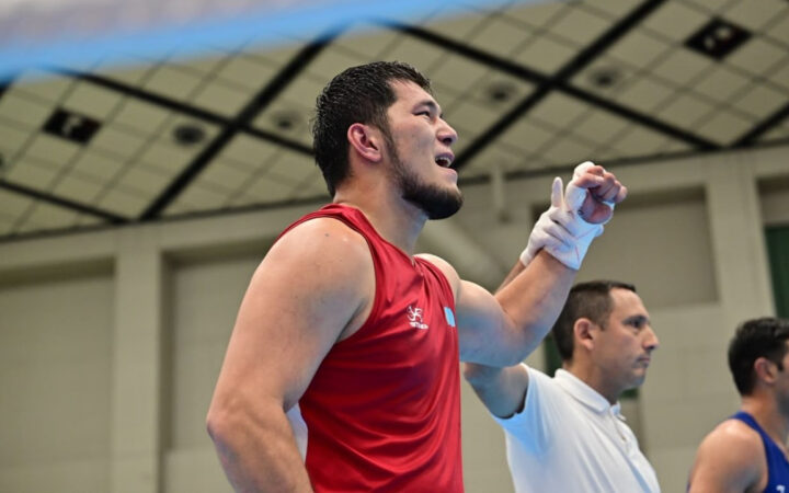 Айбек Оралбай Зокировты жеңіп, Азиада чемпионы атанды
