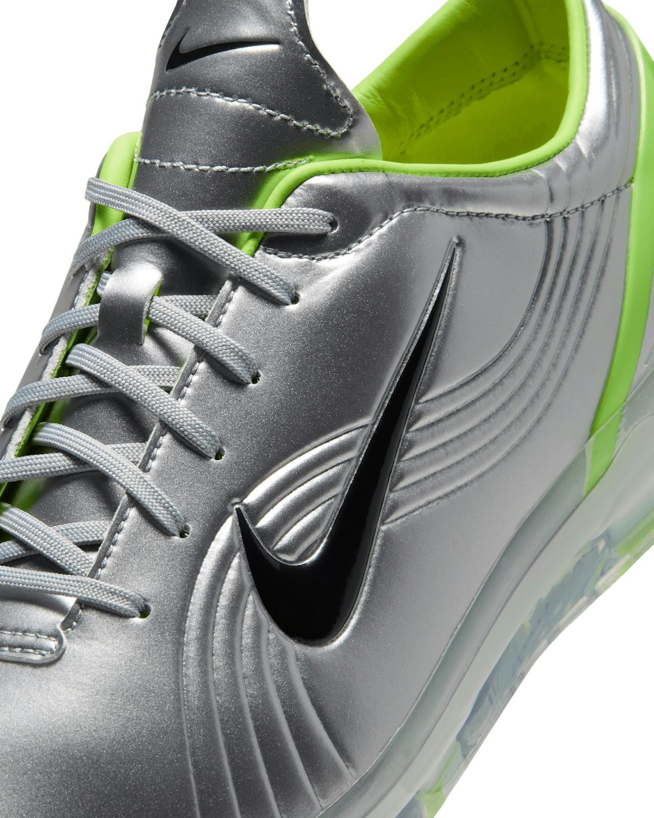 Ашық жасыл жолақтары бар Nike Cryoshot Mercurial Chrome '02 хром беті