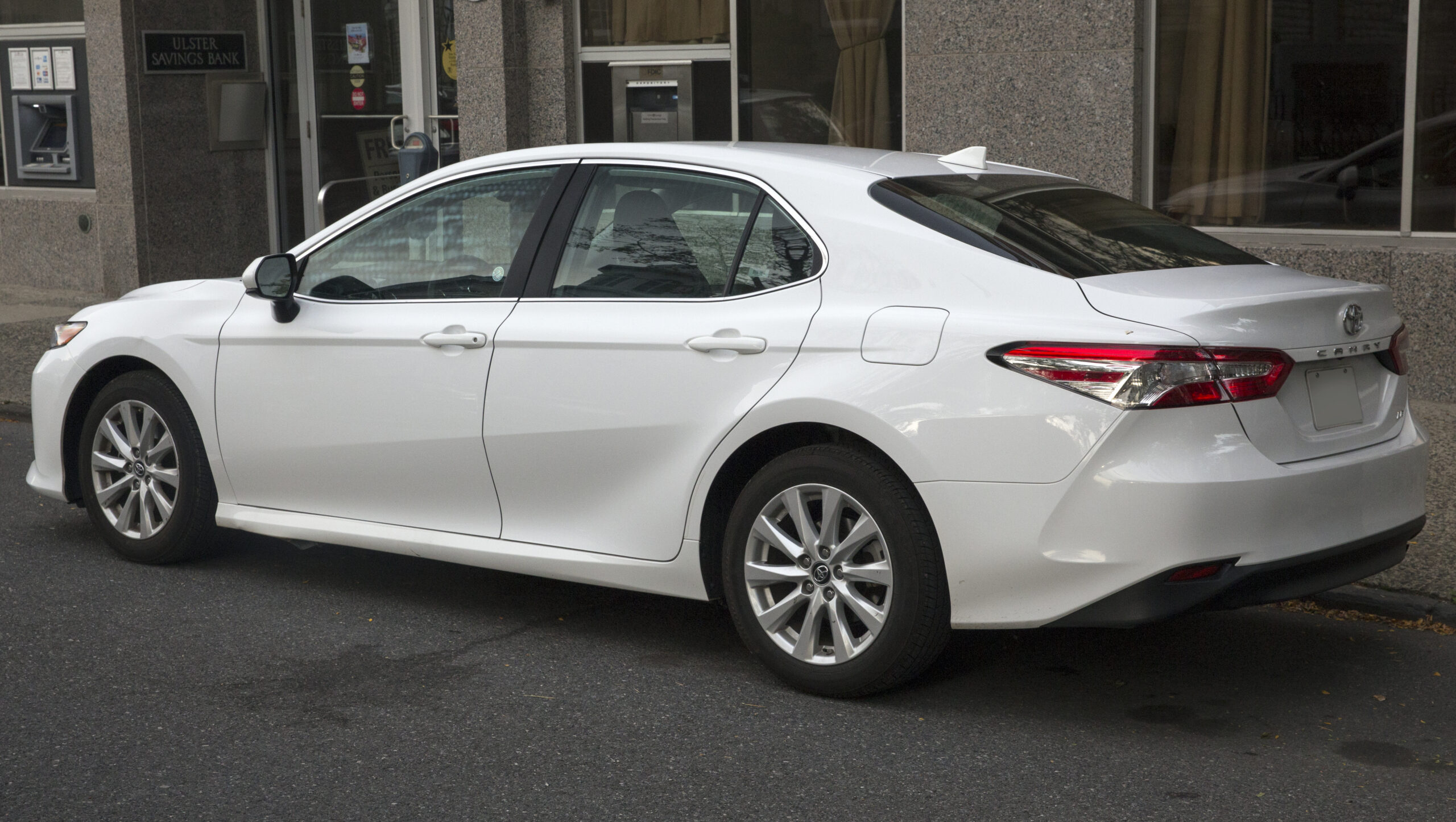 Toyota Camry 70 (XV70) LE, 2019 жыл, америкалық нұсқа, артқы жағы