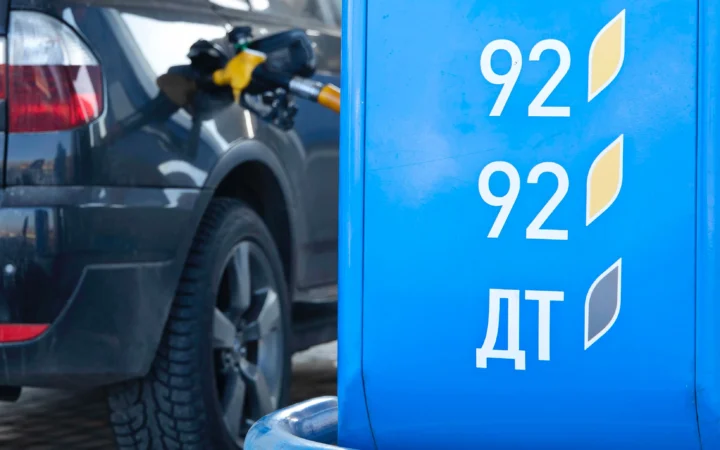 Власти хотят проследить путь бензина от НПЗ до АЗС