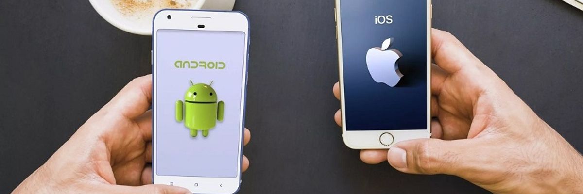 Два смартфона рядом во время переноса данных: решение проблем