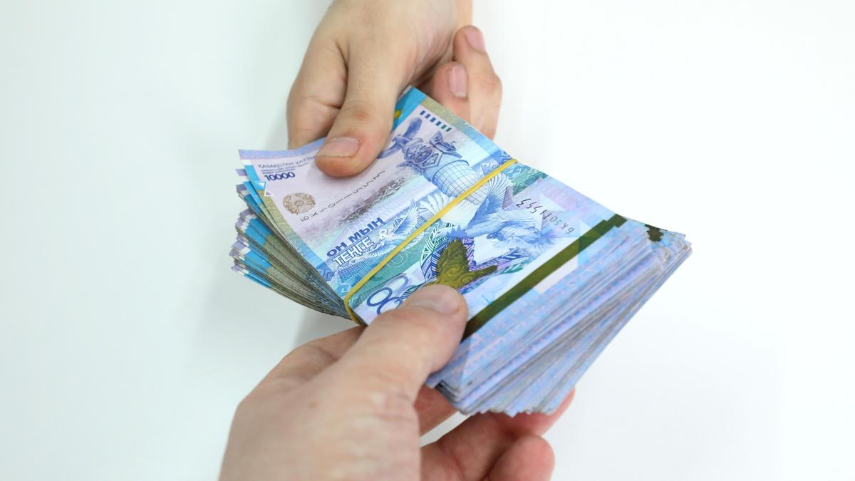 Кепілпұл мен аванс: айырмашылығы неде және ақшаны қалай сақтауға болады