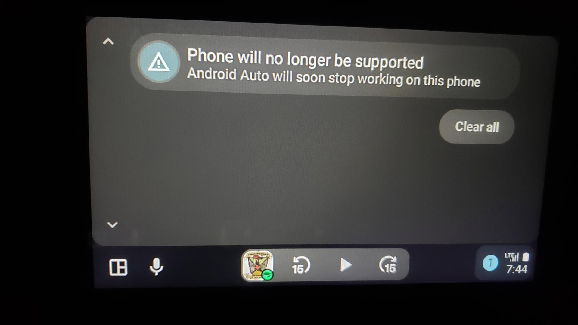 Android Auto Android 10 телефондарымен қоштаса бастады