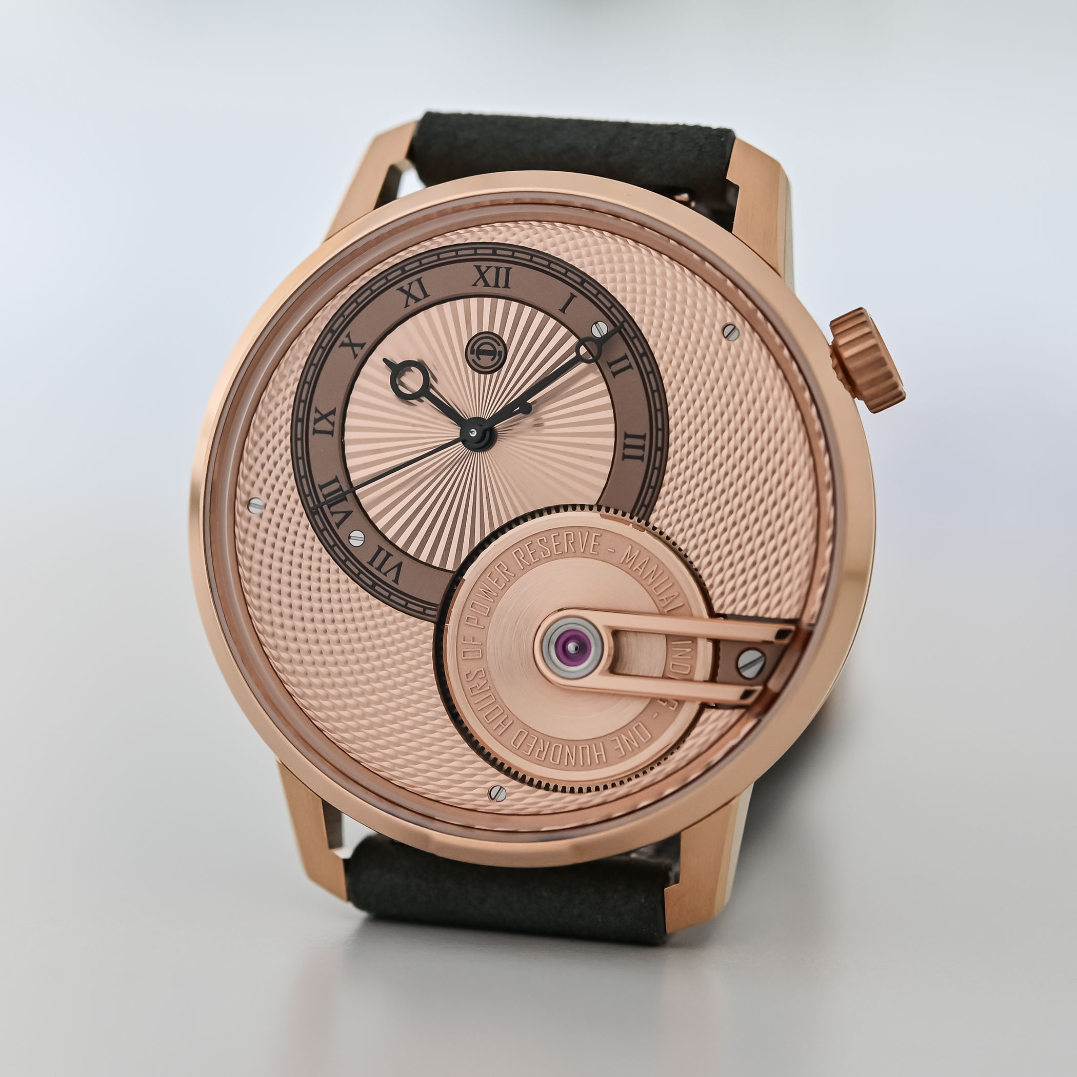 Механизм AMW21 часов Armin Strom Tribute³ Au750