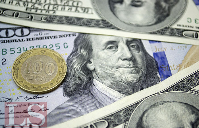 Биржада доллар 455 теңгеге жуықтады