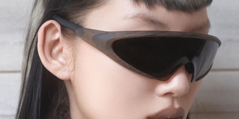 Kiko Kostadinov и Oakley выпустили очки под дерево и перья