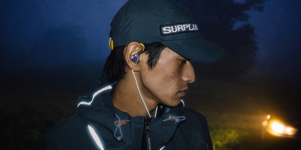 thisisneverthat выпустила куртку GORE-TEX вместе с наушниками