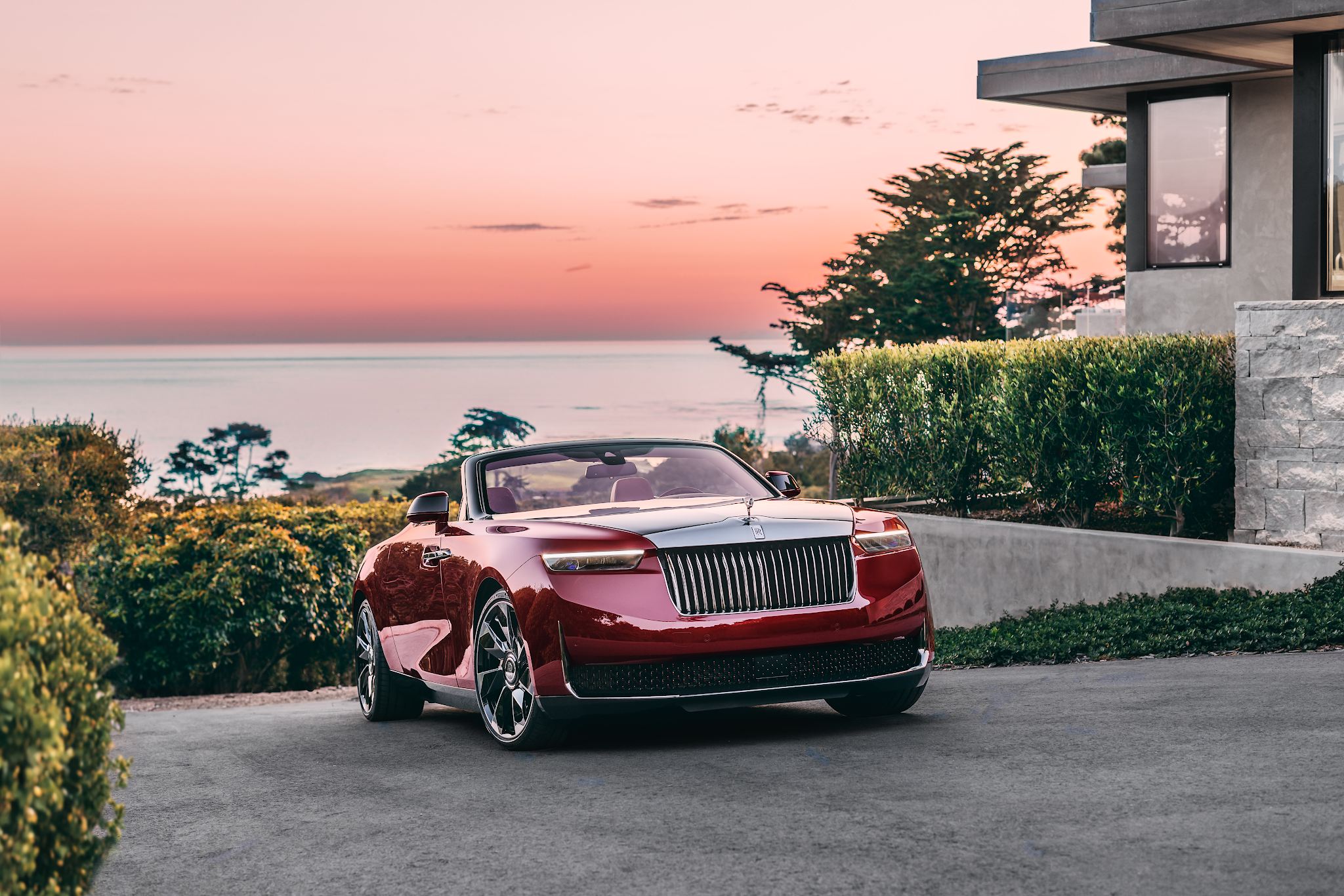 Rolls-Royce La Rose Noire Droptail — единственный экземпляр, созданный подразделением Coachbuild