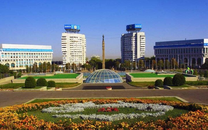 Площадь Республики в Алматы: история, что посмотреть и как добраться