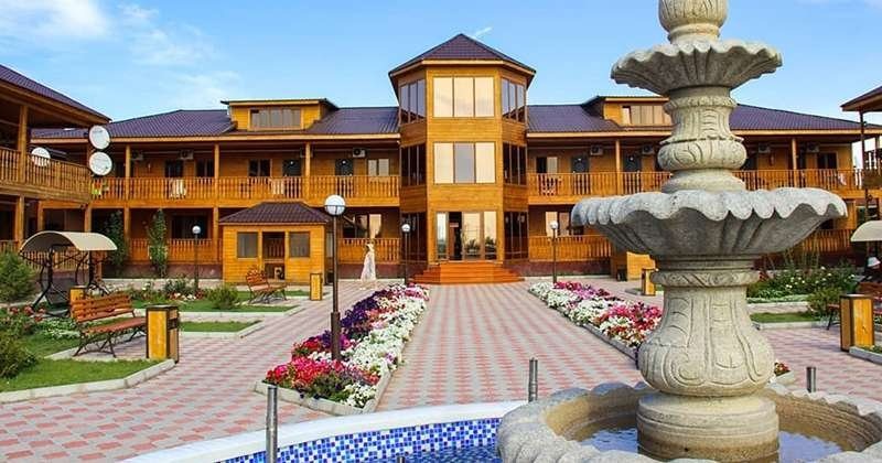 Курортная зона Кабанбая на восточном берегу Алаколя