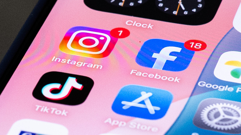 Meta запретила рекламу TikTok в Facebook и Instagram