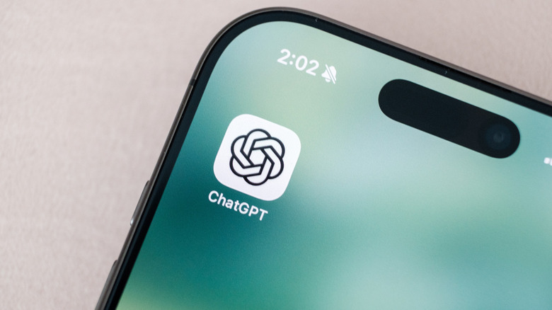 ChatGPT разрешил прятать чаты под PIN-код