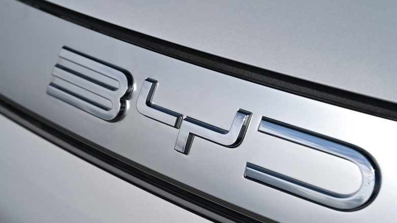 Жапониядағы АҚШ базасы BYD көліктерін кіргізбейді