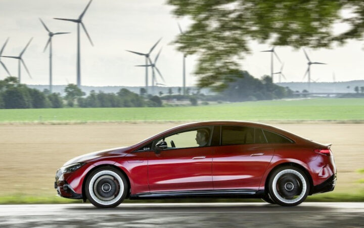 Mercedes АҚШ-та EQE мен электрлі Maybach сатуды тоқтатады