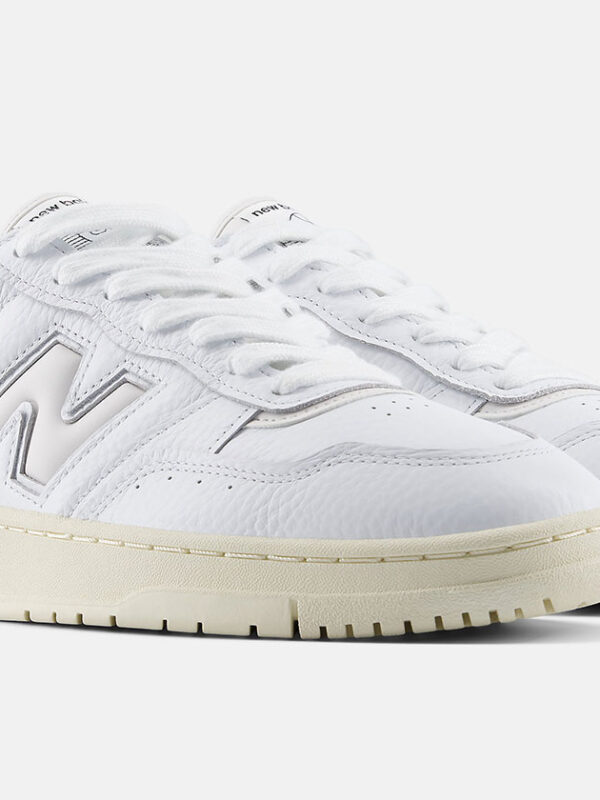 New Balance 550-дің ізбасары 950-ді шығарды