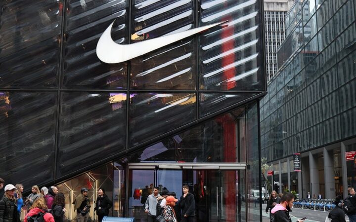 Nike $2,5 млрд үнемдеу үшін штатты қысқартады