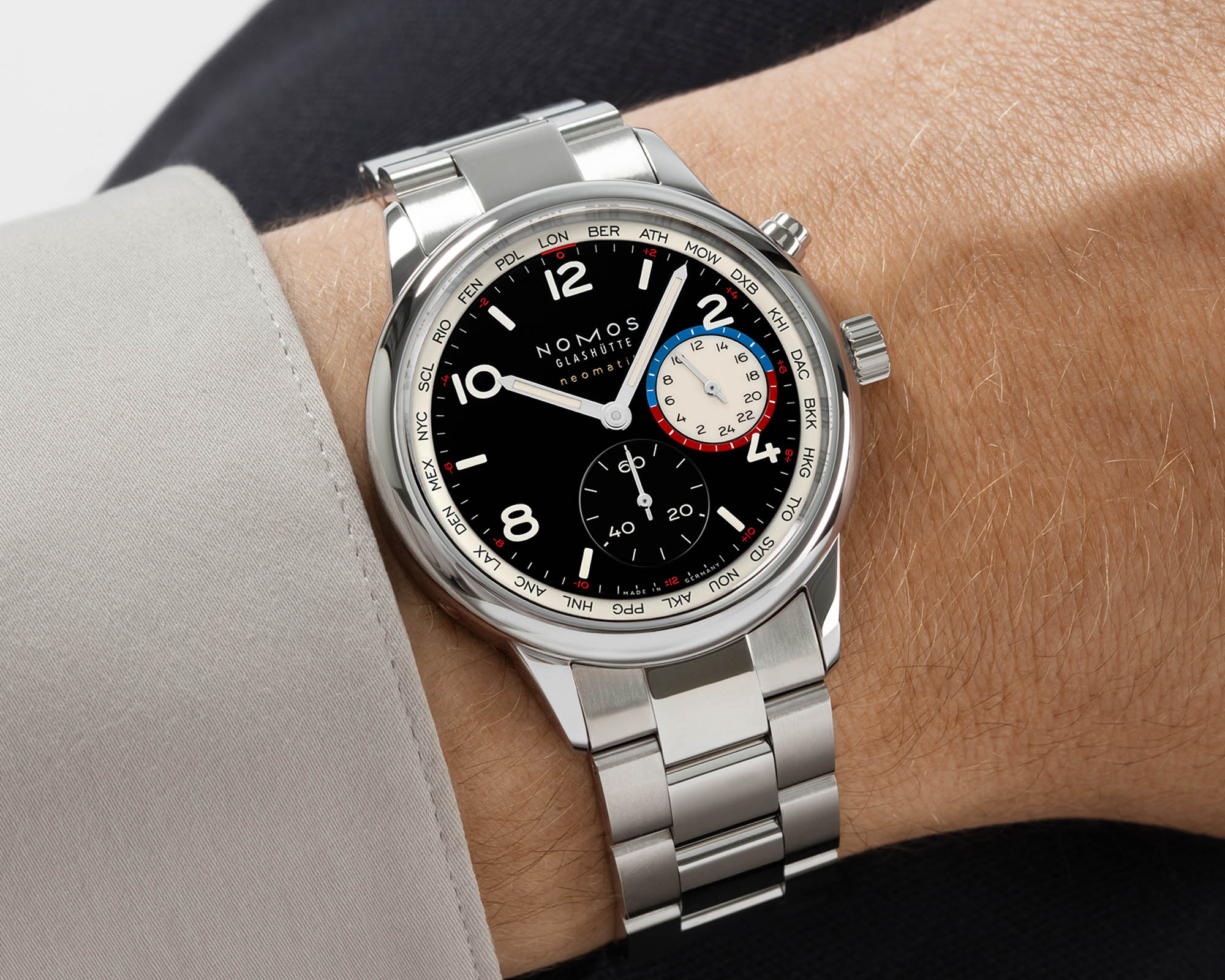 Чёрный эмалевый циферблат NOMOS Worldtimer dark с кольцом городов