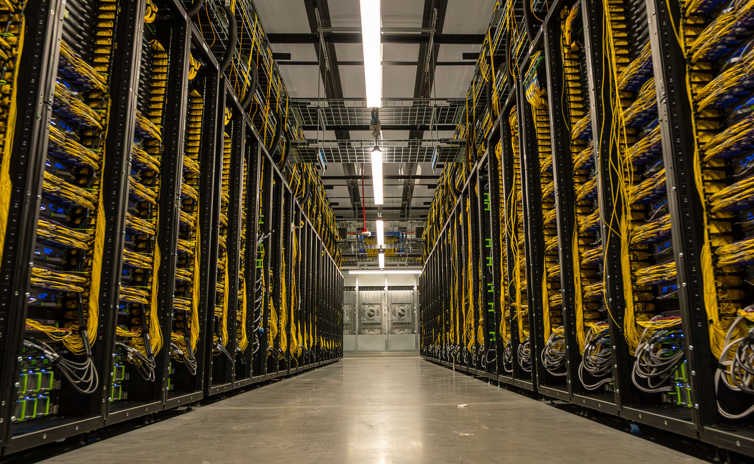 Meta раскрыла устройство суперкластера на миллион GPU