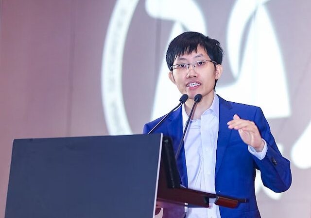 Состояние Ляна Вэньфэна: как и на чём заработал
