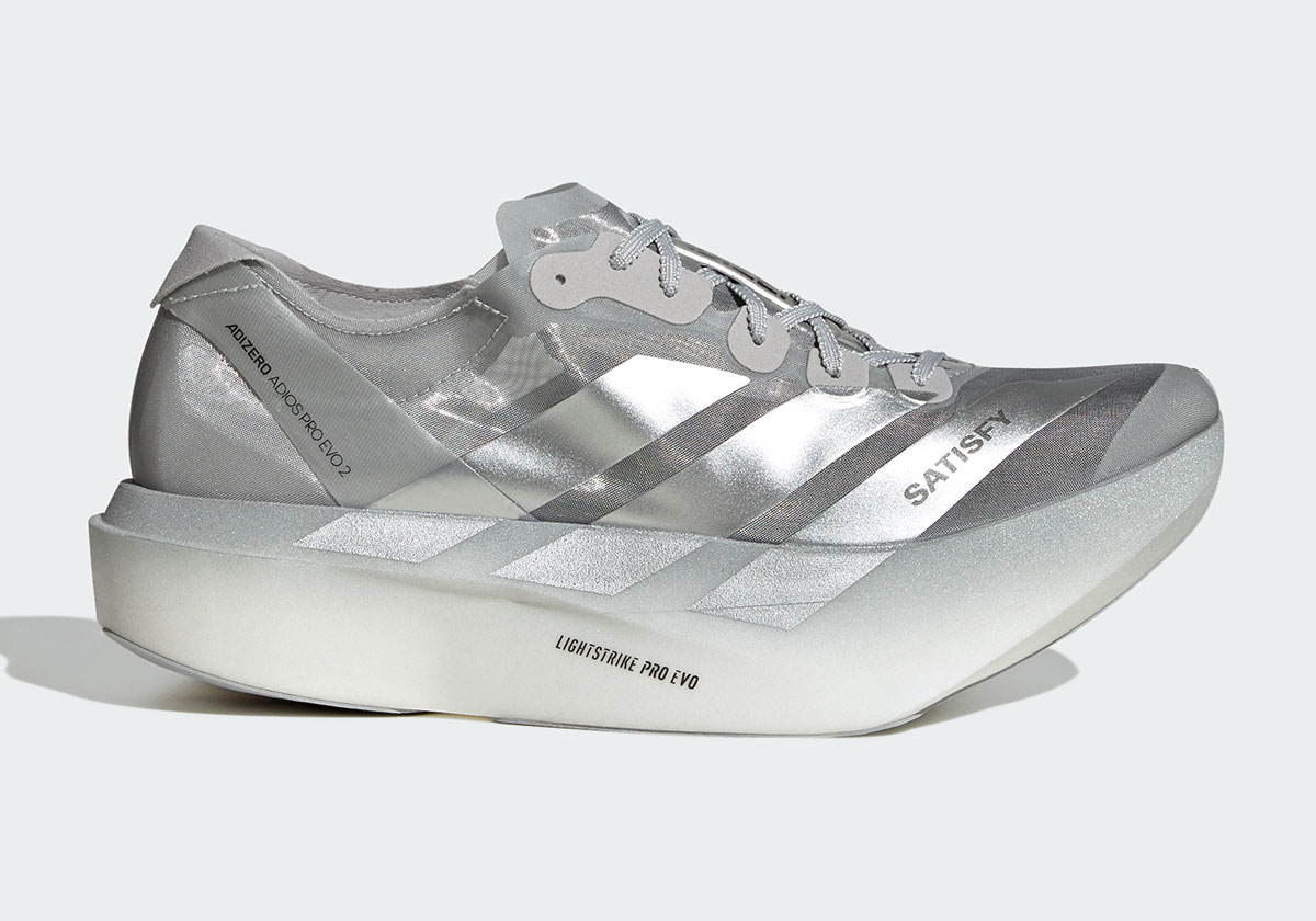 Satisfy x adidas Adios Pro Evo 2, детали верха