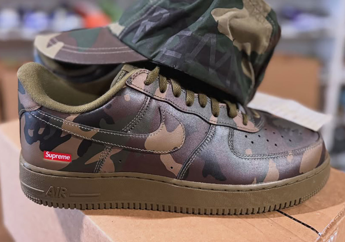 Supreme мен Nike камуфляжды үш Air Force 1 шығарады